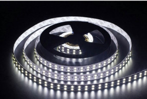 Лента светодиодная 120 диодов/м.п. 5050 хол.белый,24V,28.8W водонепр.(в тубе) IP44 LR10-CW-WP120