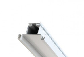 Профиль GOLA алюм. вертикальный С-образный, Белый 4700мм REHAU