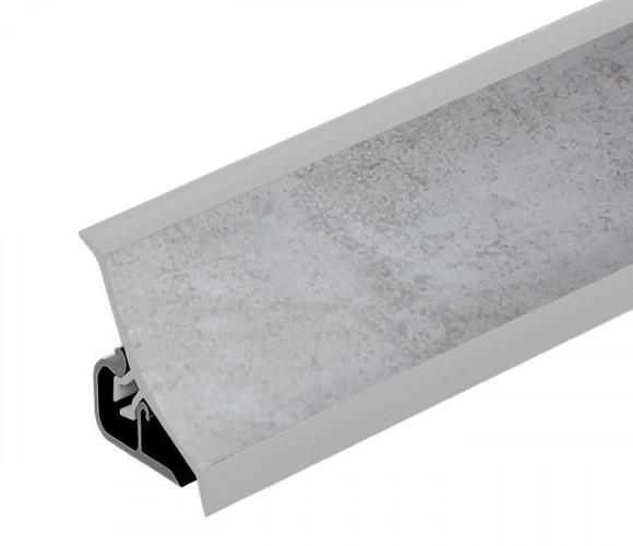 Thermoplast 120 - Плинтус - 3062    Опал светлый (Скиф 182)  18*18*3000 (MRK 120-1232)