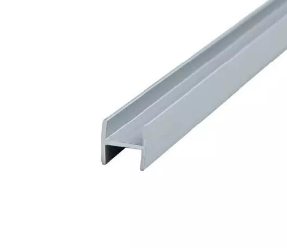 Планка щелевая 6 мм, L=1,2м (Для мебельного щита) Серебро Крокос