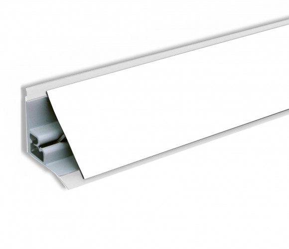 Плинтус алюминиевый Треугольный прямой гладкий ПЛАТО-Б, Белый, 3м.