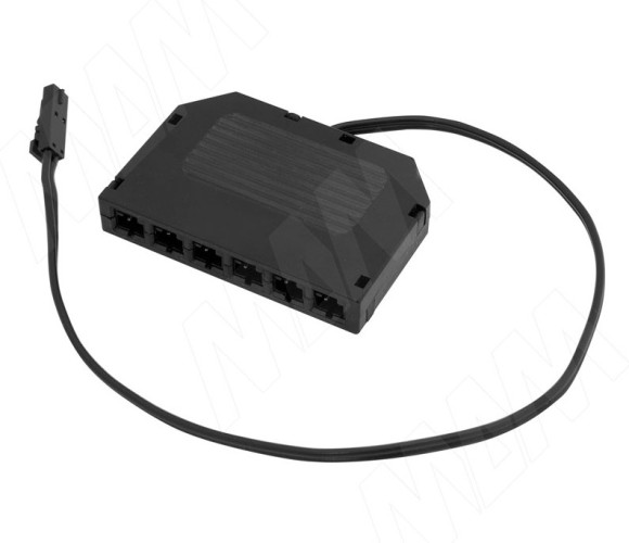 Разветвитель на 6 розеток, разъем - LED DISTR-LED1M6F